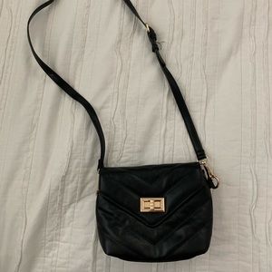 Crossbody purse